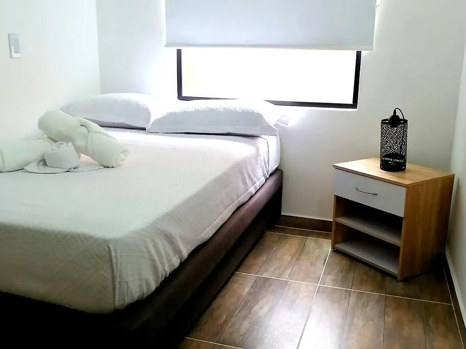 Apartamento En Medellin Cerca Al Poblado Διαμέρισμα