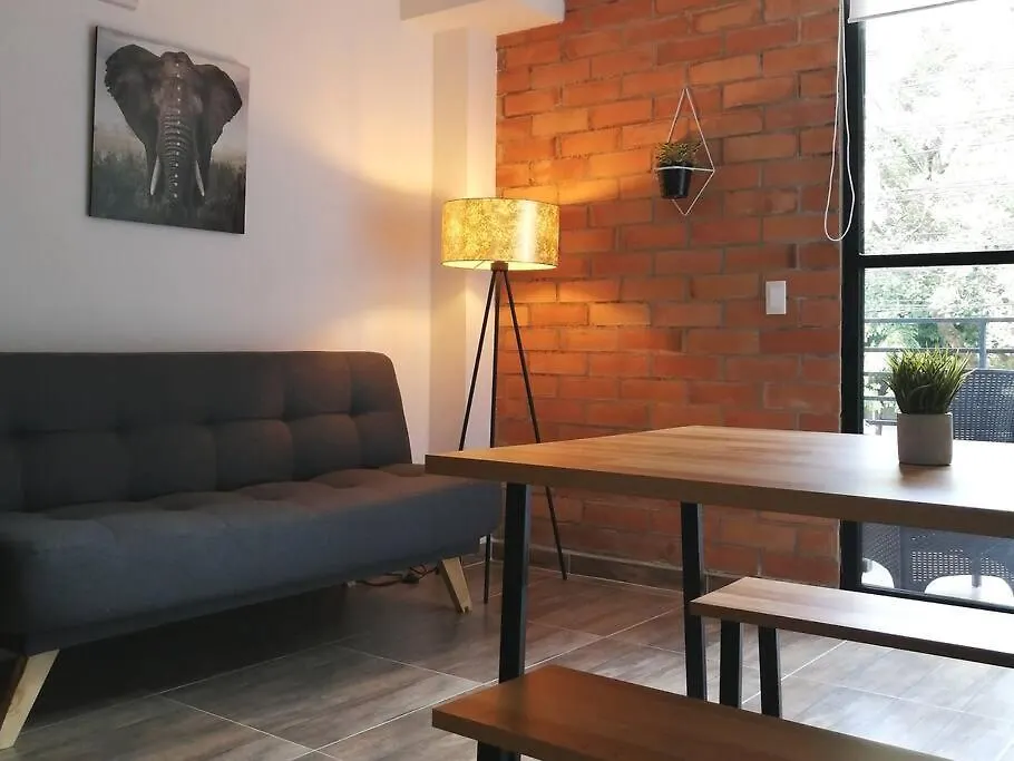 Apartamento En Medellin Cerca Al Poblado