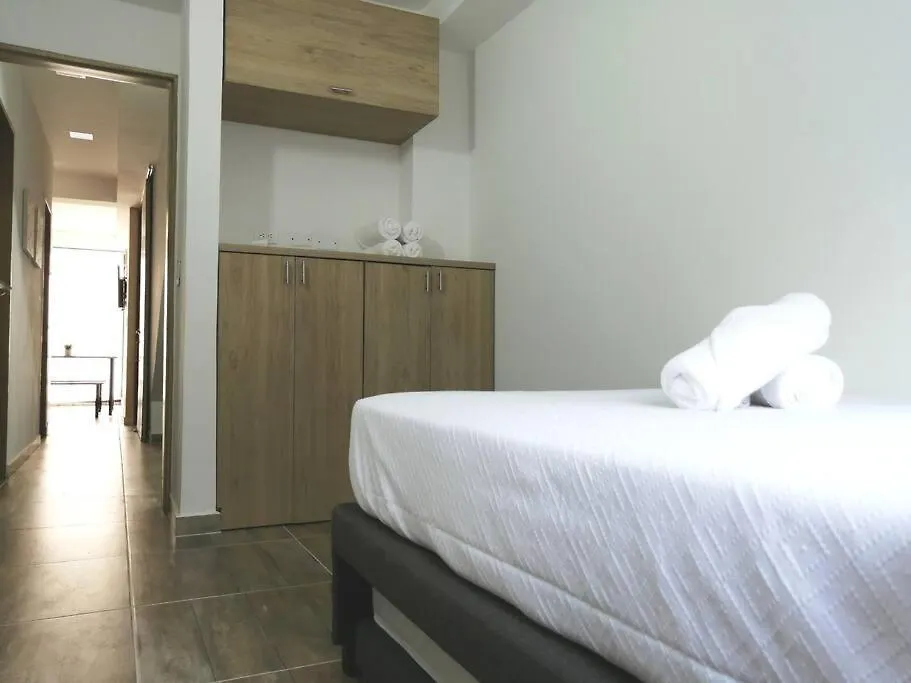 Apartamento En Medellin Cerca Al Poblado 0*,